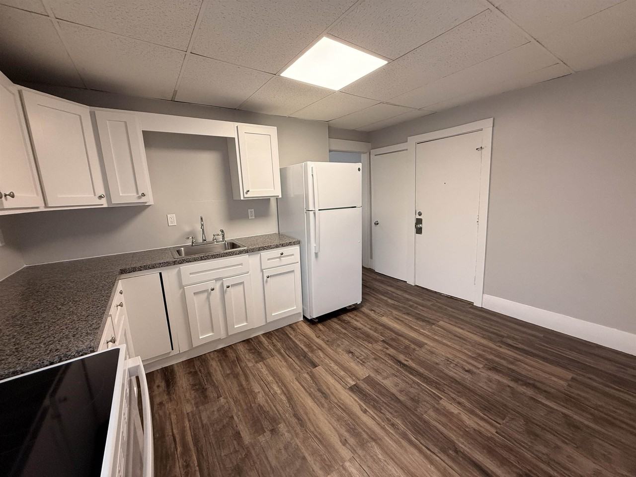 62 Ferry St #3 - Photo 6 of 30
