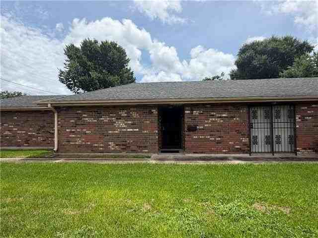 417 De Armas St - Photo 4 of 15