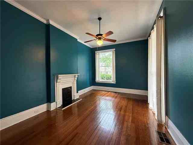 7911 Sycamore St - Photo 4 of 21