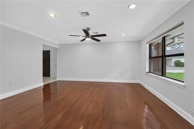 5566 Jacquelyn Ct - Photo 6 of 37