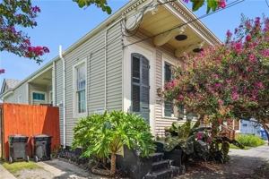 featured image of 1469 N Prieur St