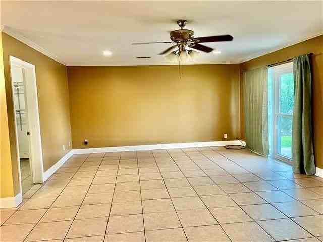 244 Concord Dr - Photo 3 of 20