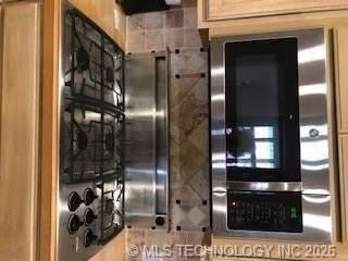 5808 S Knoxville Ave - Photo 7 of 15