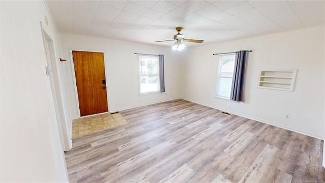 916 N Wilson Ave - Photo 5 of 22