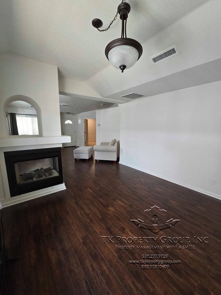 127 Windsor Ln #1 - Photo 6 of 30