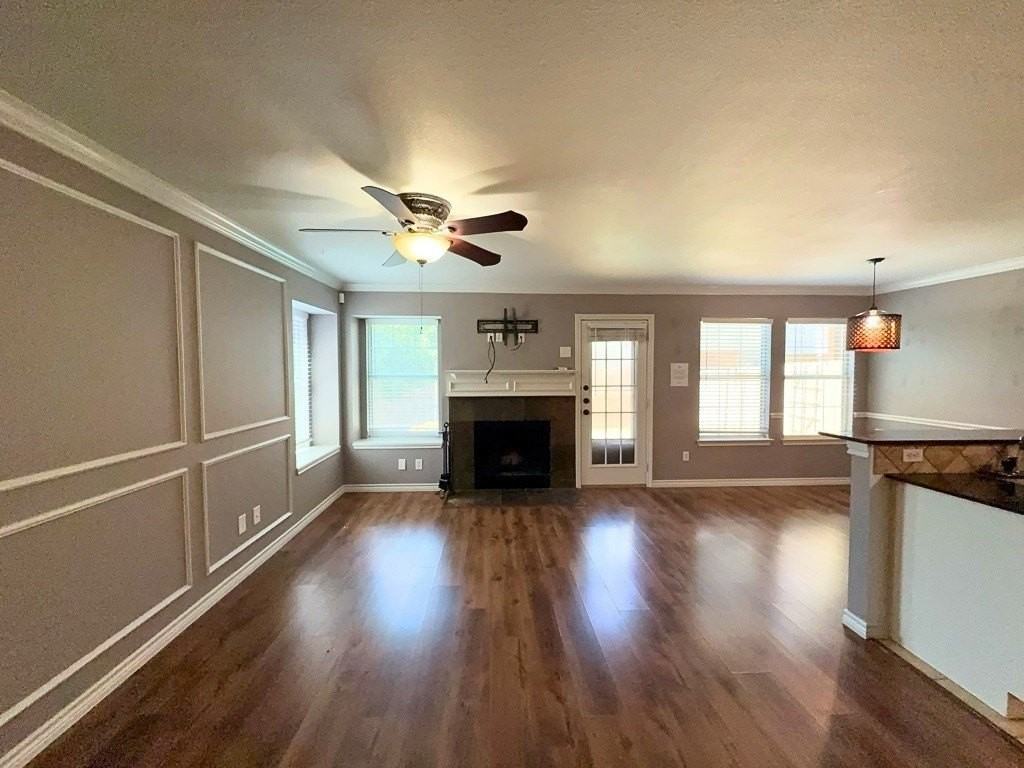 12614 Oceanside Dr - Photo 2 of 26
