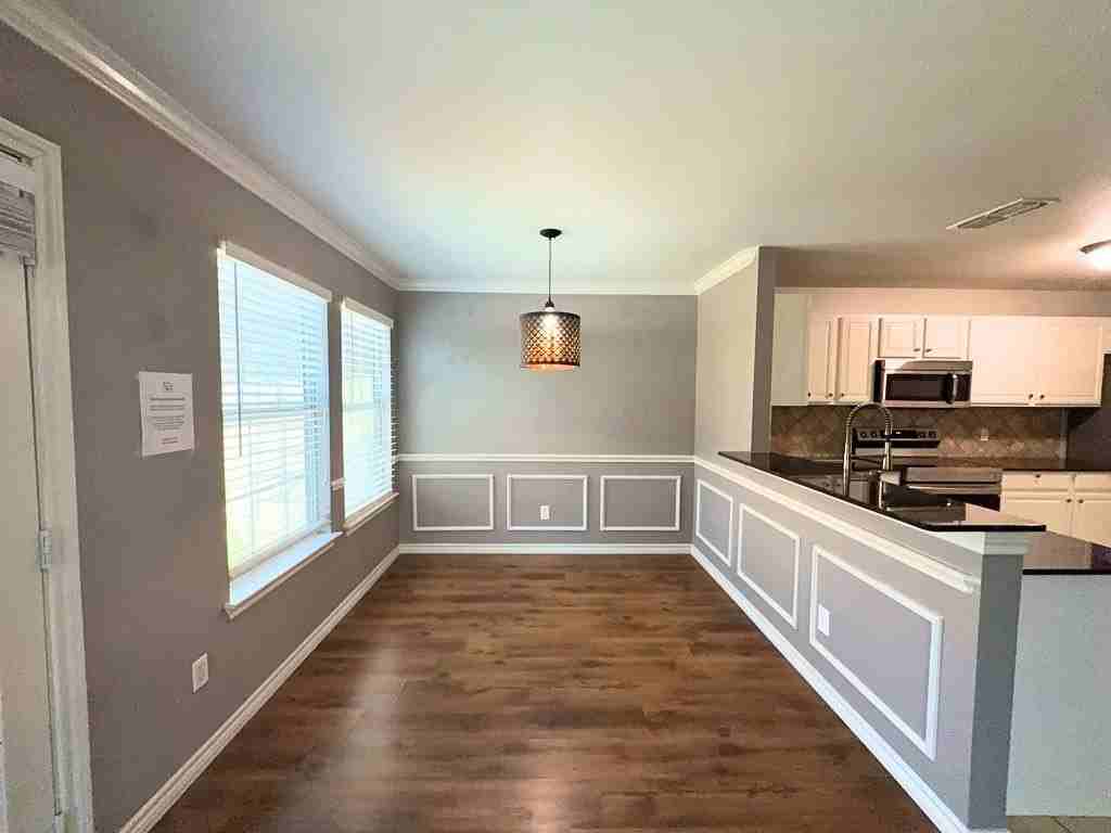12614 Oceanside Dr - Photo 5 of 26