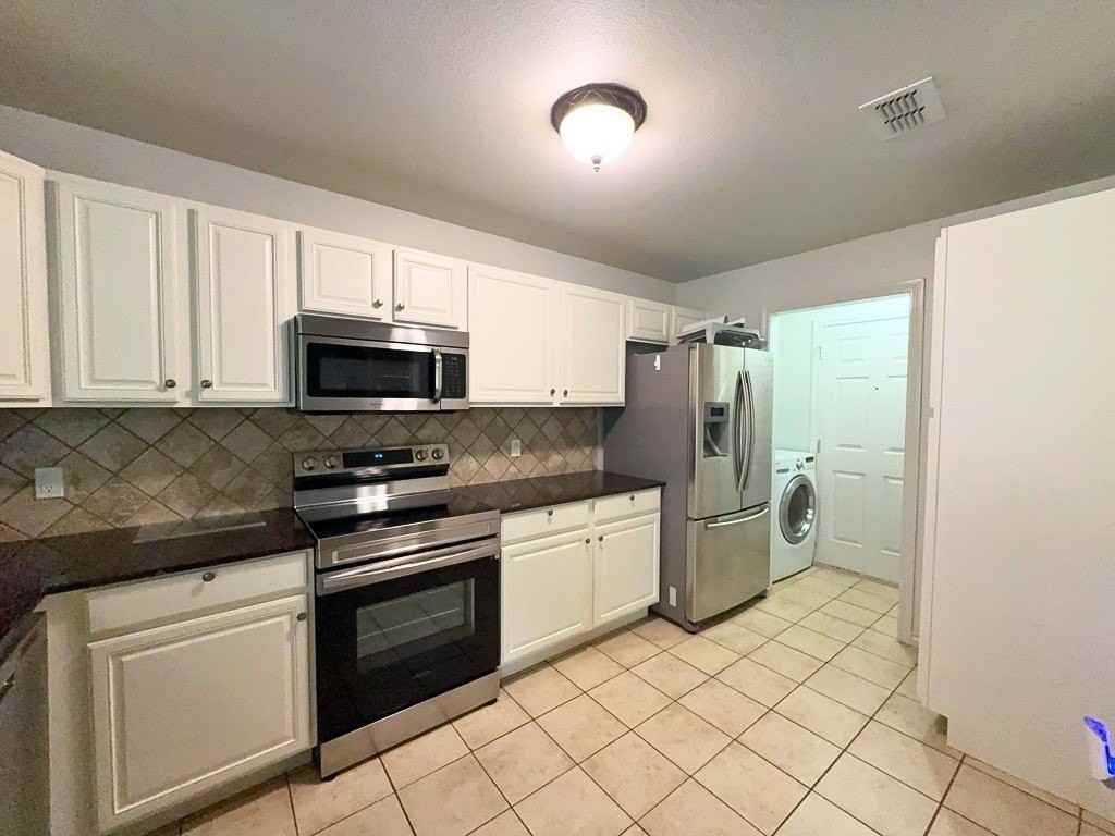 12614 Oceanside Dr - Photo 7 of 26