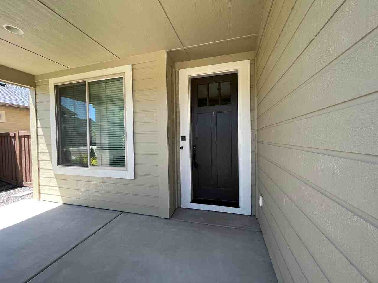 5373 N Mitchum Ave #5373M - Photo 2 of 37