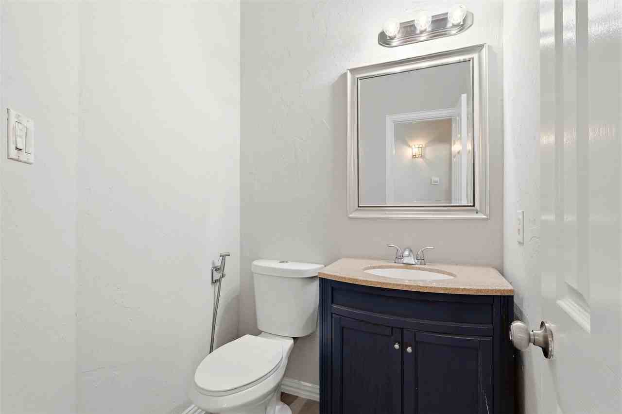 773 N Valley Pkwy - Photo 5 of 26