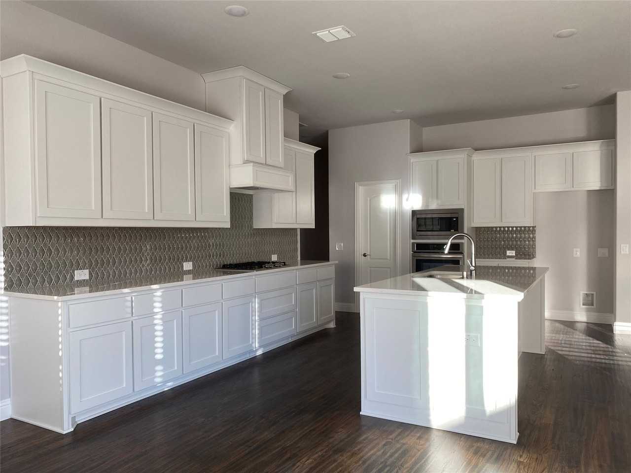 616 New Marion Rd - Photo 5 of 19