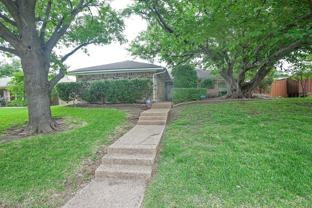 1912 Knob Hill Dr - Photo 1 of 1