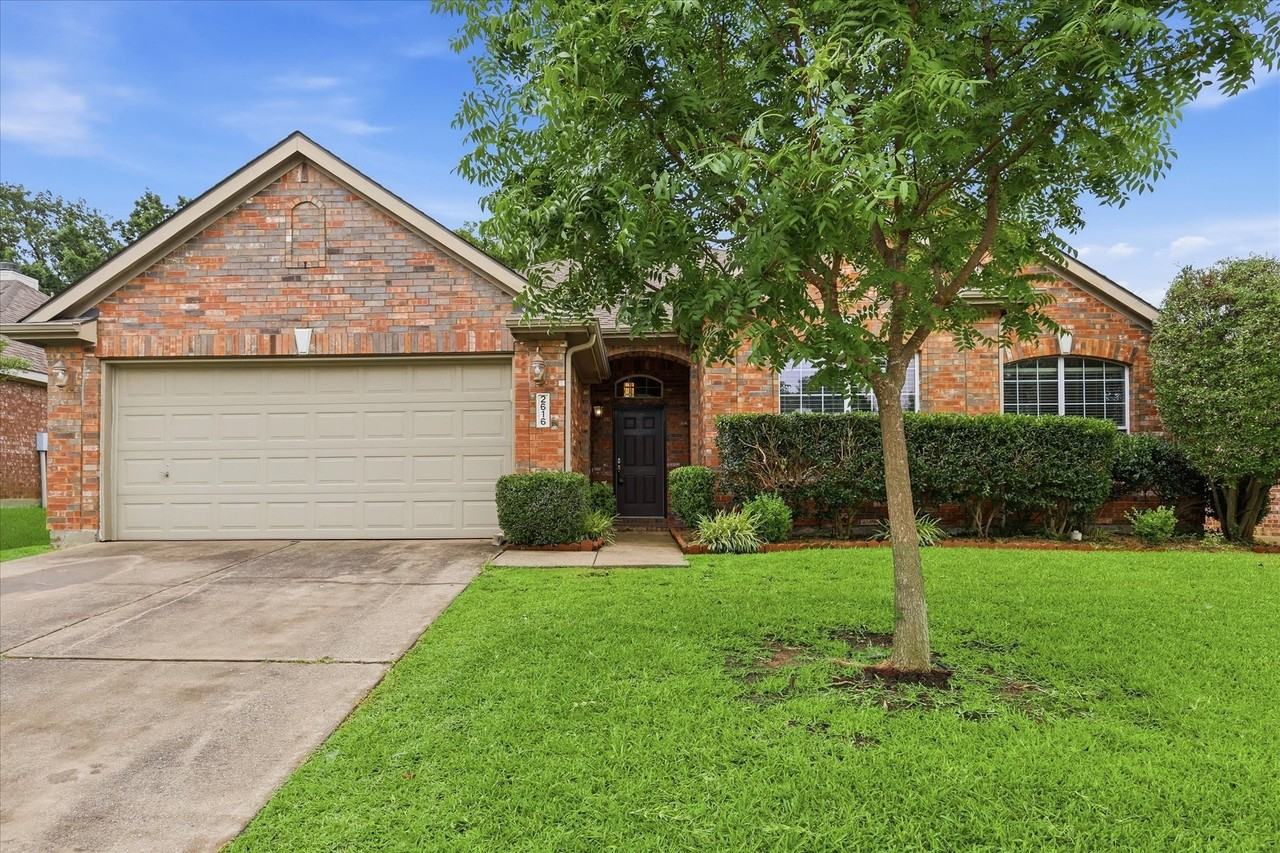 2616 Hollow Ridge Dr - Photo 4 of 31
