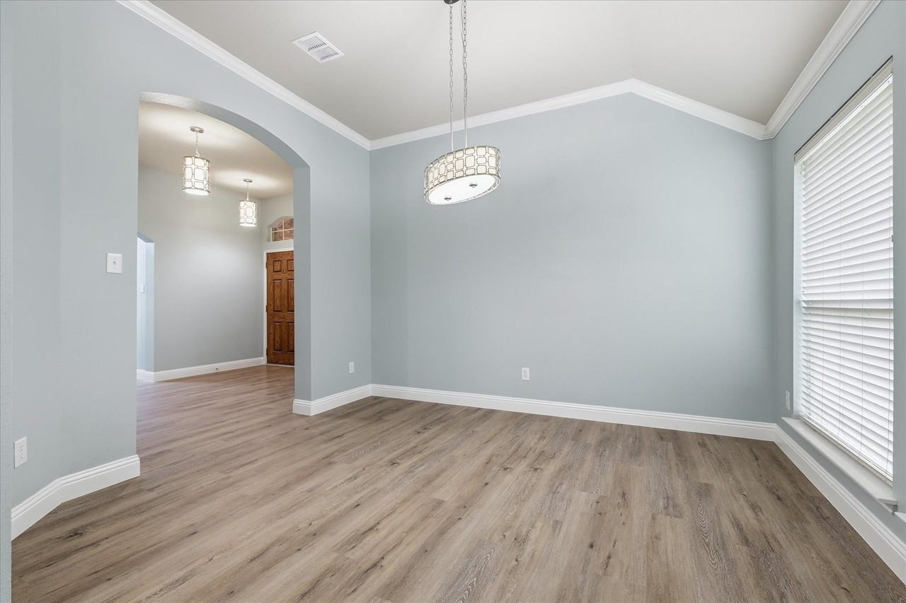 2616 Hollow Ridge Dr - Photo 6 of 31