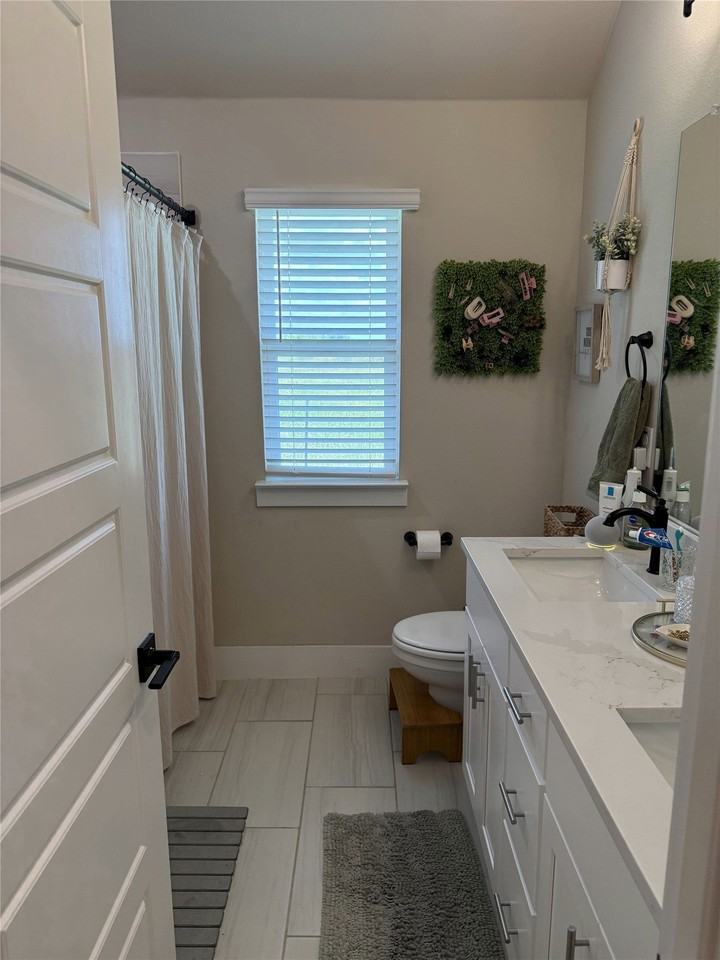 323 Cherry Point Dr - Photo 7 of 28