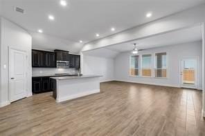 5928 Lovills Creek St - Photo 4 of 28