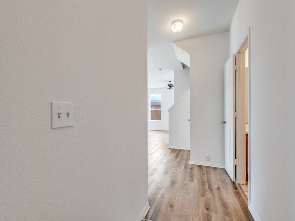 10716 Astor Dr - Photo 5 of 26