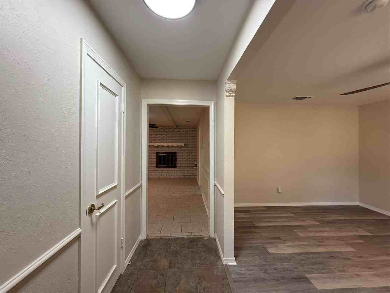 5204 Winifred Dr - Photo 4 of 24
