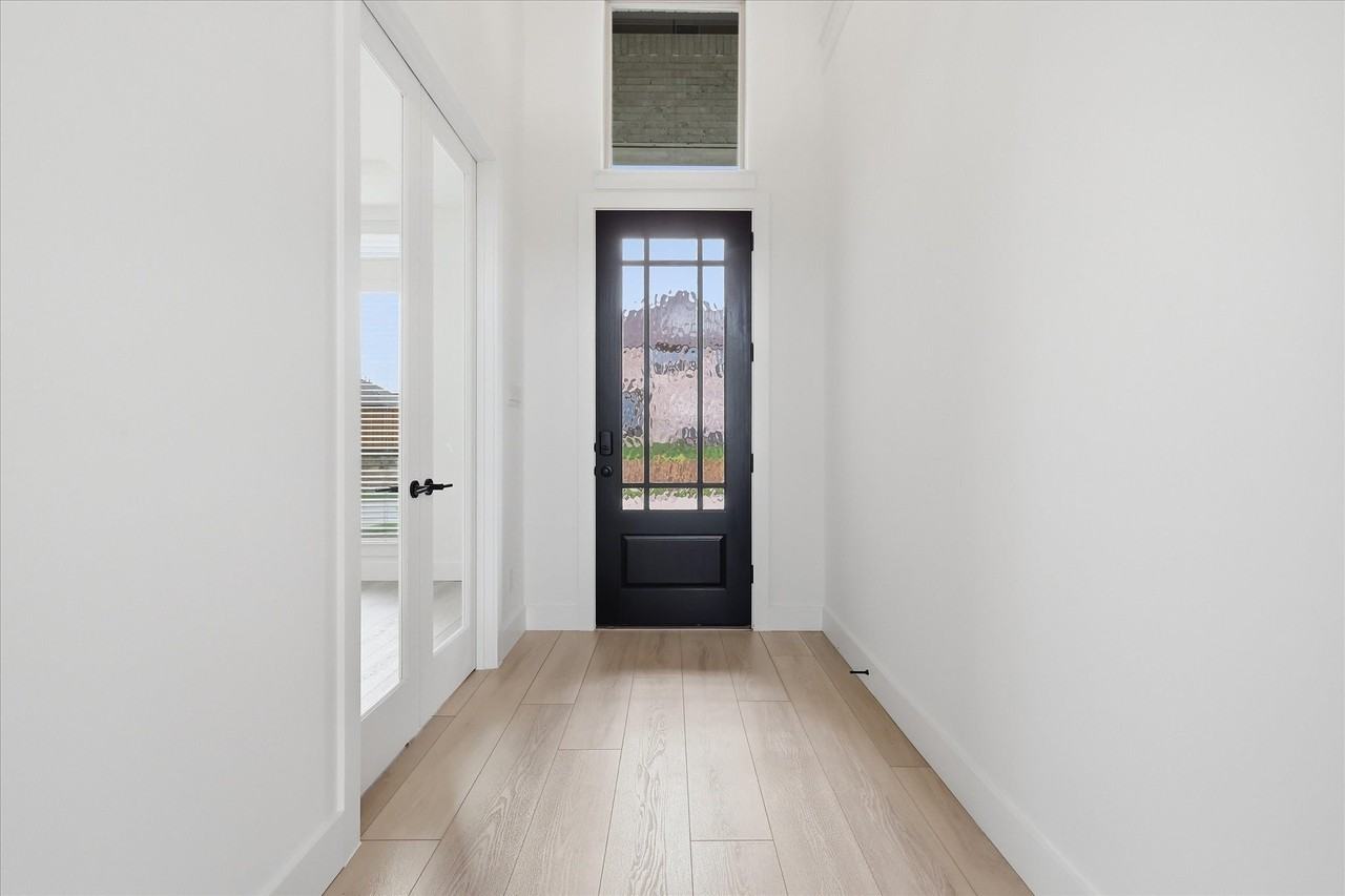 1561 Pepperdine Pl - Photo 3 of 40