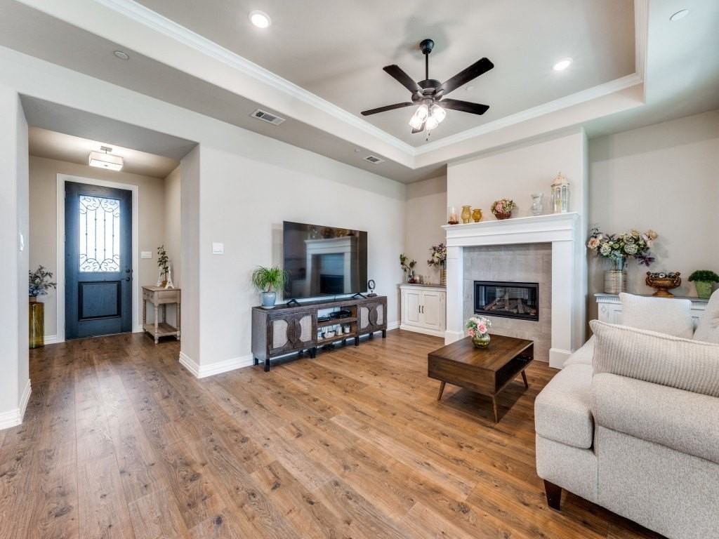 4300 Carrera Dr - Photo 5 of 25