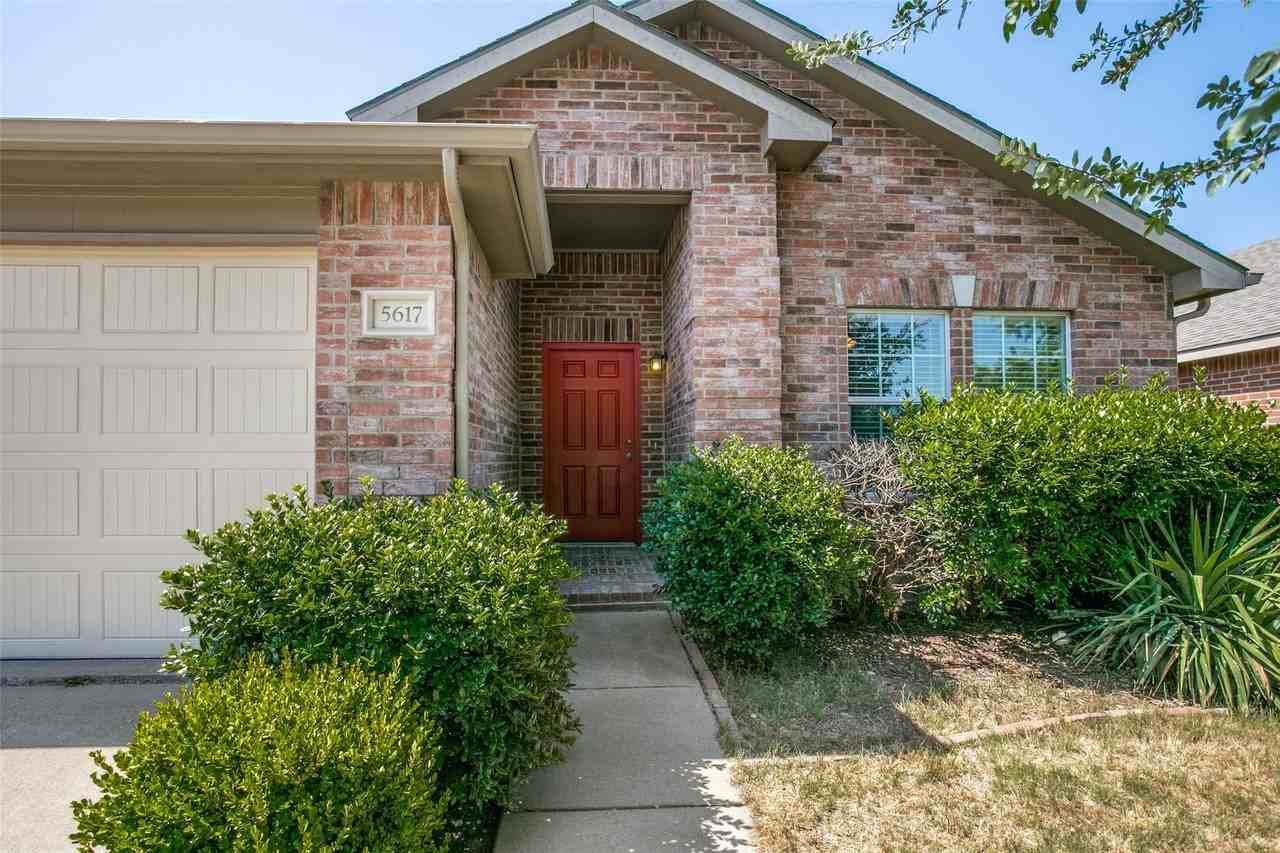 5617 Talons Crest Cir - Photo 3 of 25