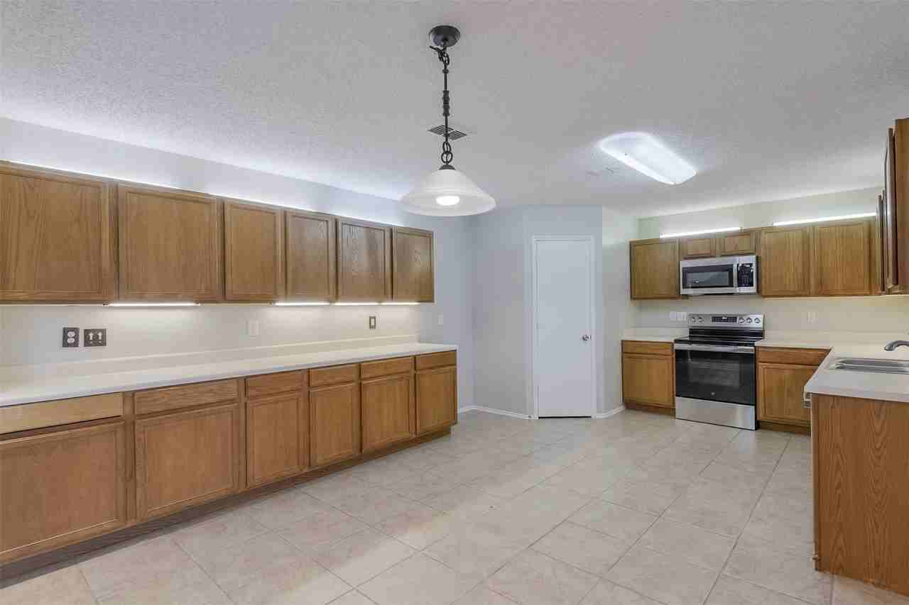 5525 Ventura St - Photo 4 of 15