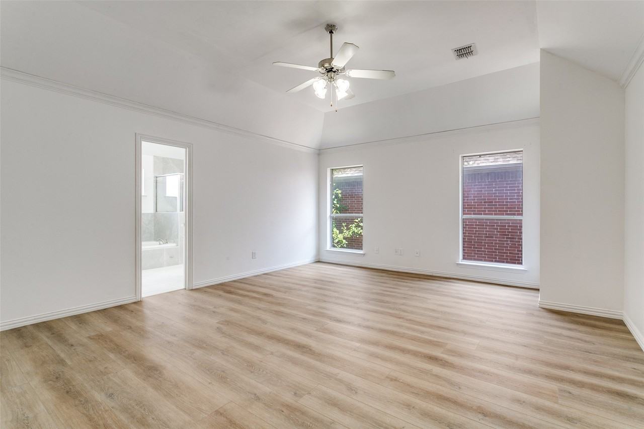 1013 Rodin Ln - Photo 6 of 12