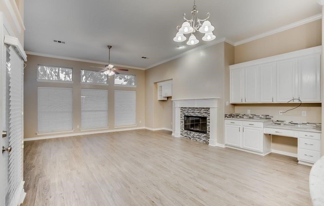 4513 Rock Creek Ln - Photo 3 of 24