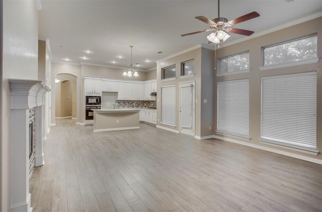 4513 Rock Creek Ln - Photo 6 of 24