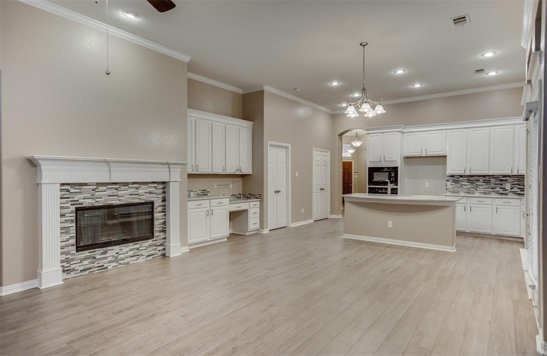 4513 Rock Creek Ln - Photo 7 of 24