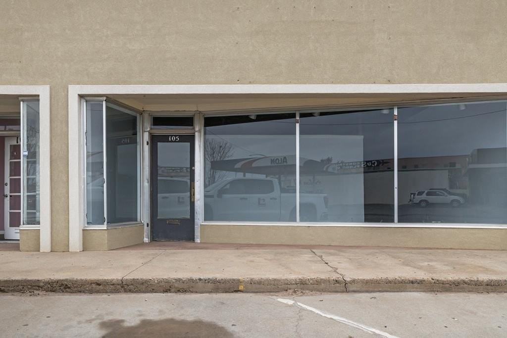 105 W Broadway