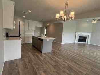 8308 Nw 151st St - Photo 4 of 23