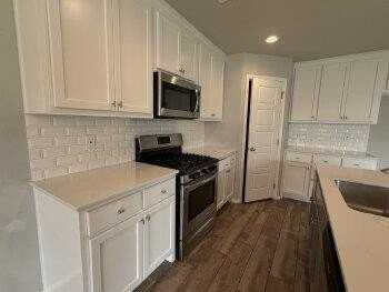 8308 Nw 151st St - Photo 5 of 23