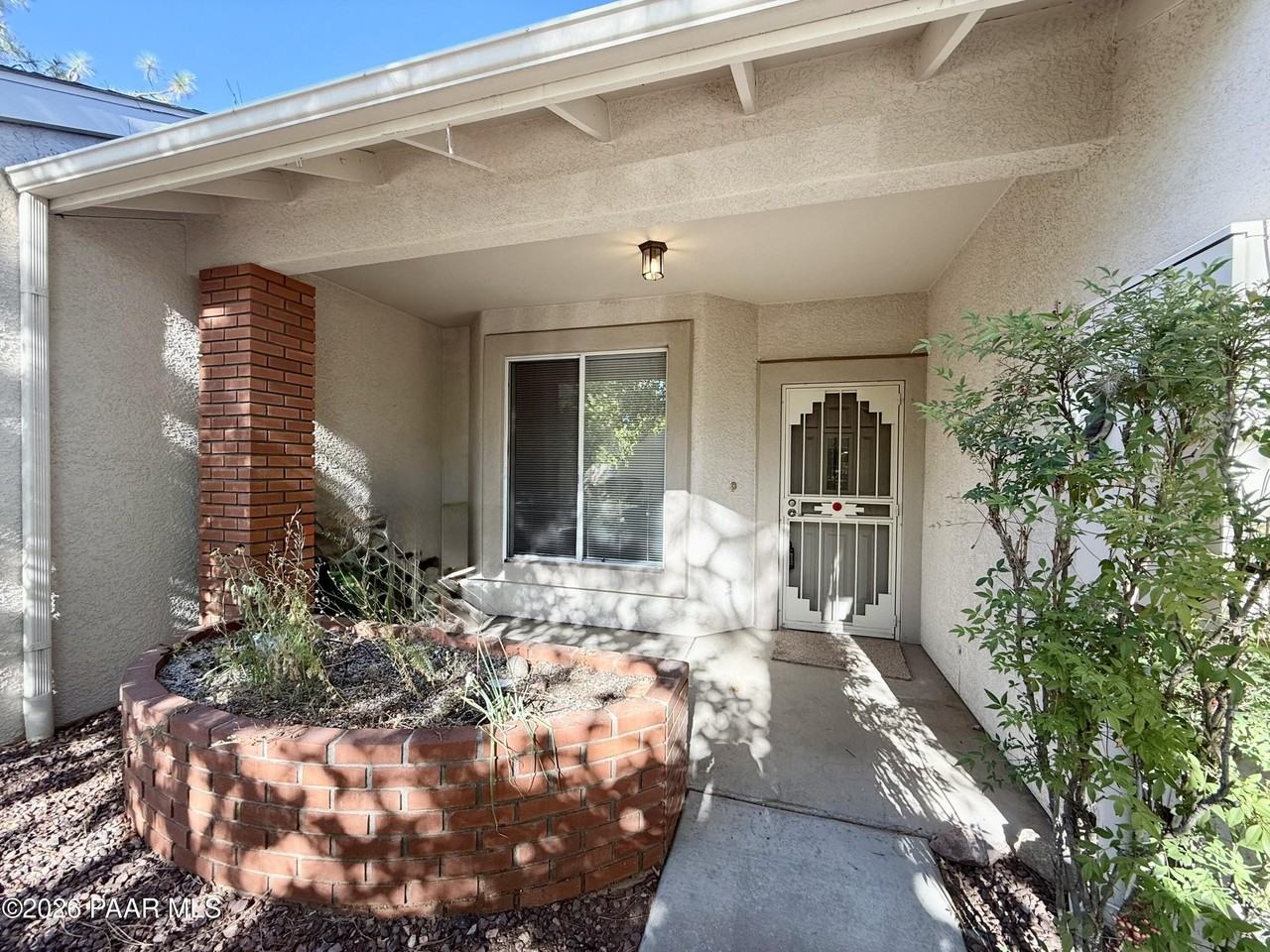 1460 Loren Dr - Photo 3 of 15