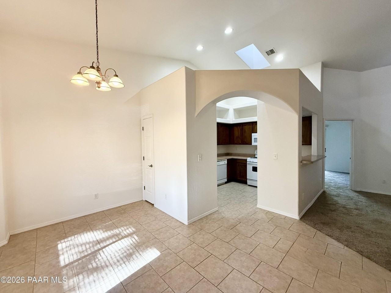 1460 Loren Dr - Photo 6 of 15