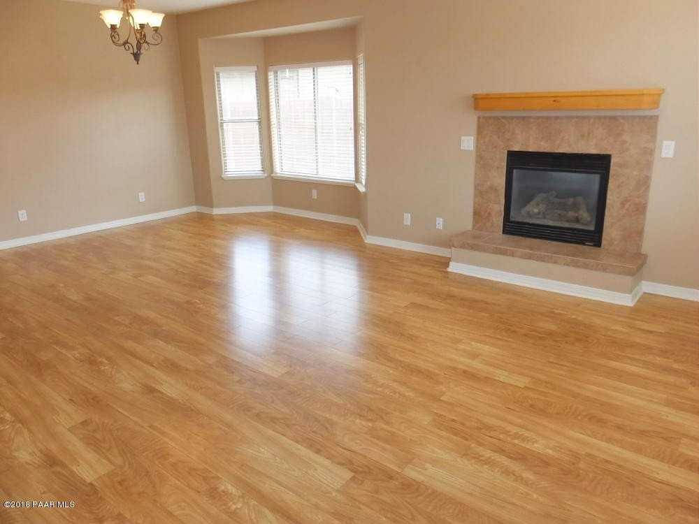 604 N Magdalena St - Photo 3 of 22