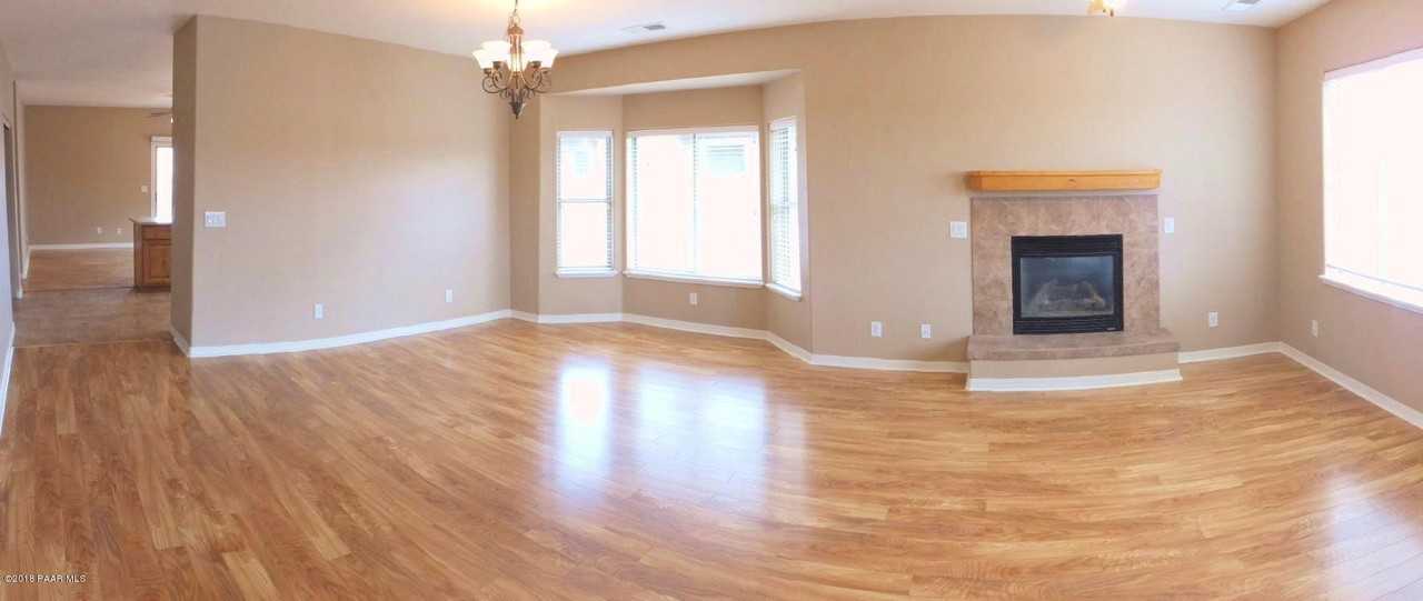 604 N Magdalena St - Photo 4 of 22