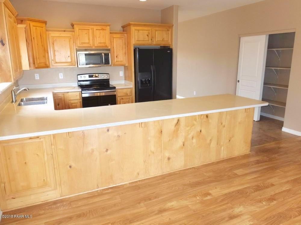 604 N Magdalena St - Photo 6 of 22