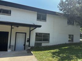 featured image of 2920 W WOODBINE Drives