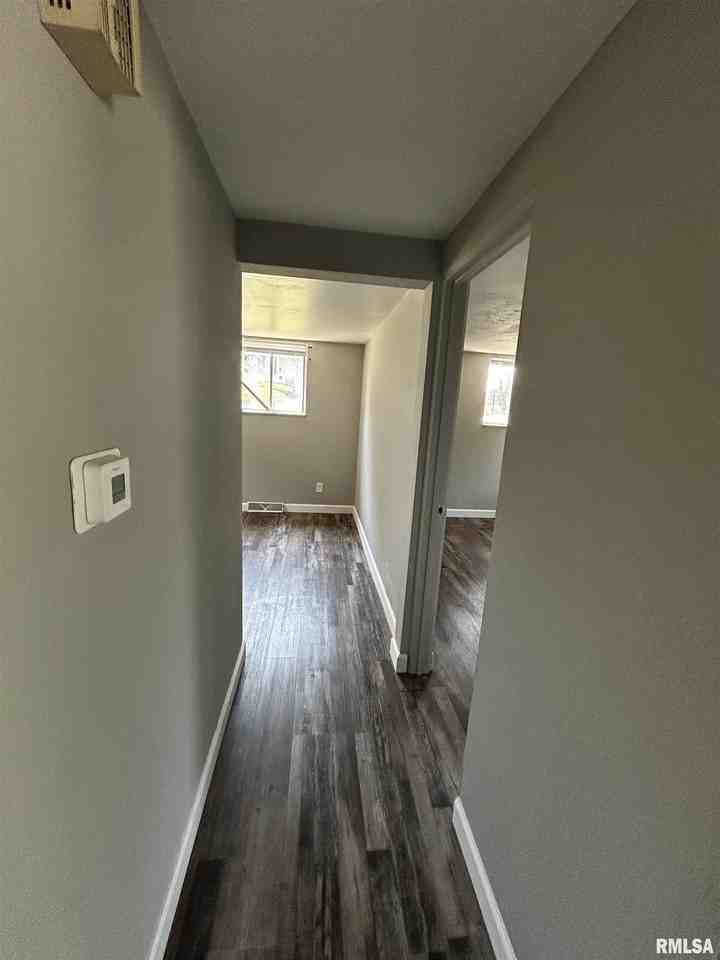 2920 W WOODBINE Drives - Photo 4 of 9