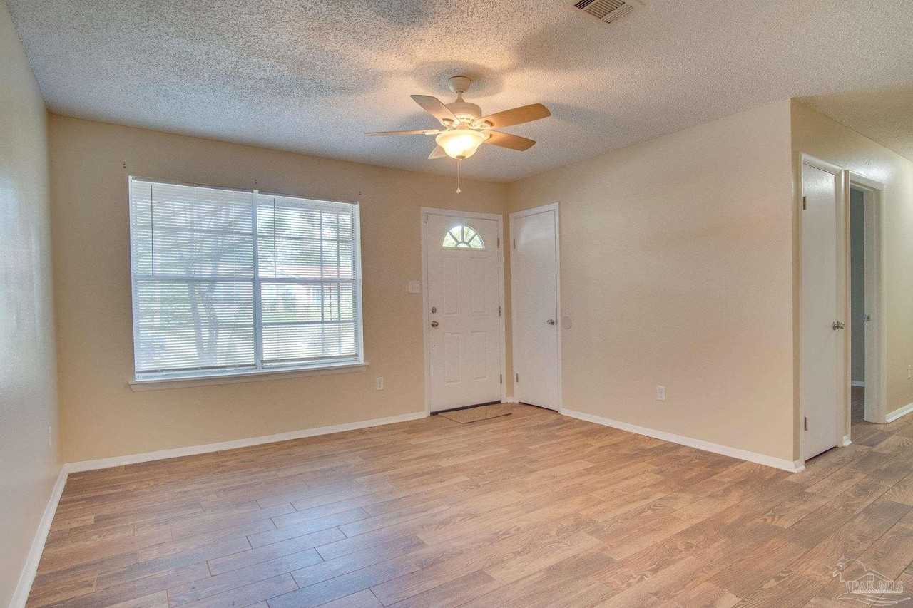 386 Quigley Rd - Photo 6 of 50