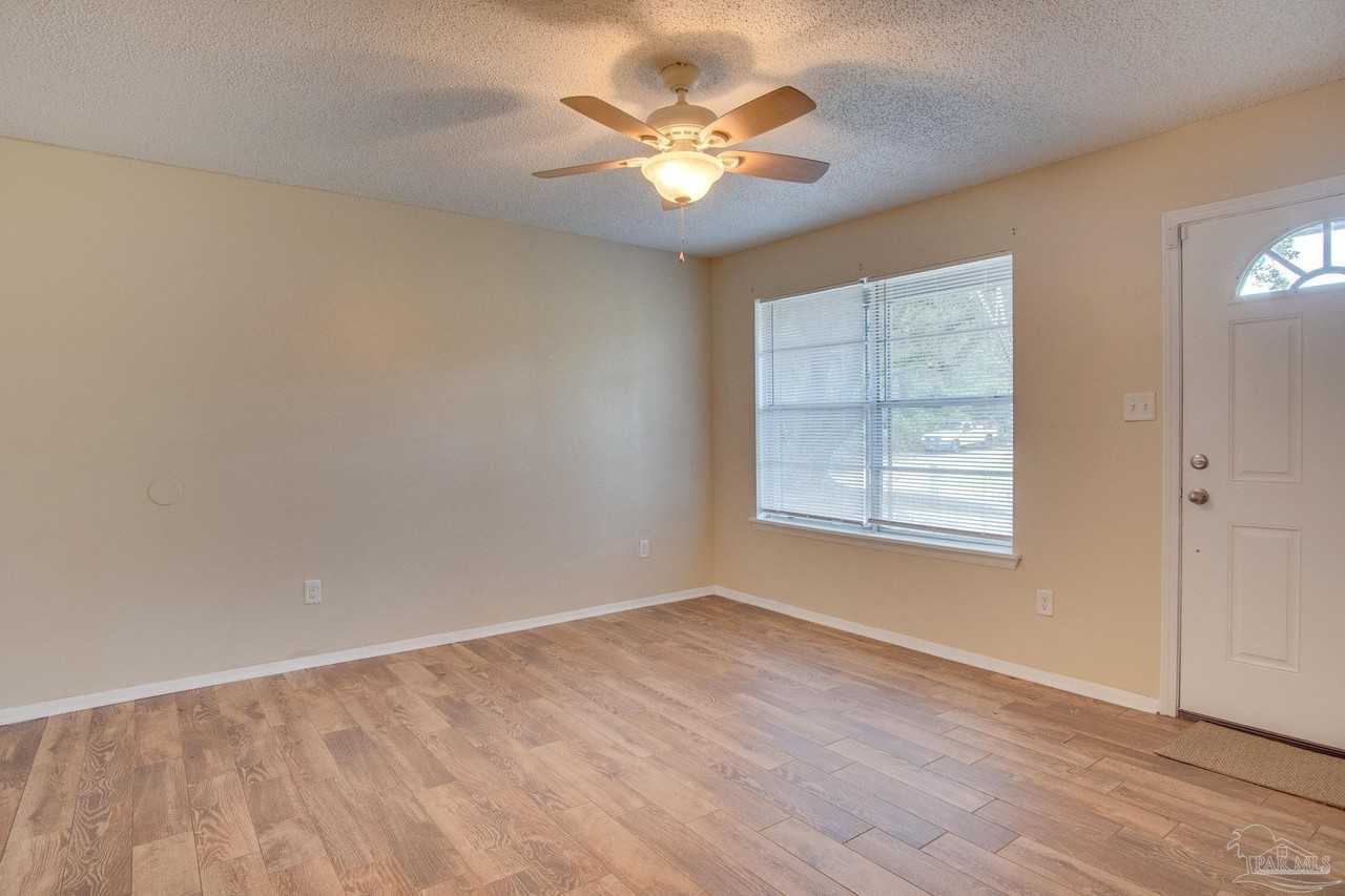 386 Quigley Rd - Photo 7 of 50