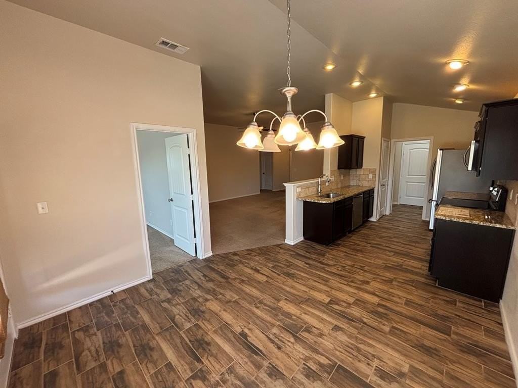 6700 Cattleman Dr - Photo 5 of 40