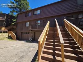 featured image of 570 Manor Ct #B