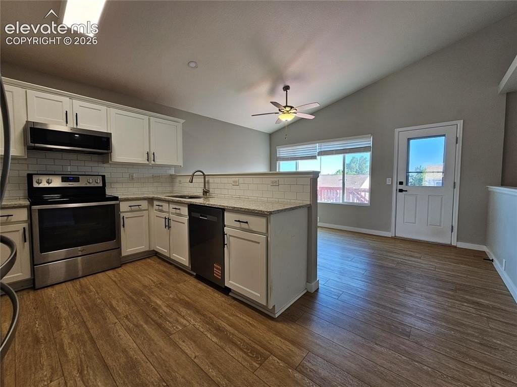 6895 Summer Grace St - Photo 5 of 26