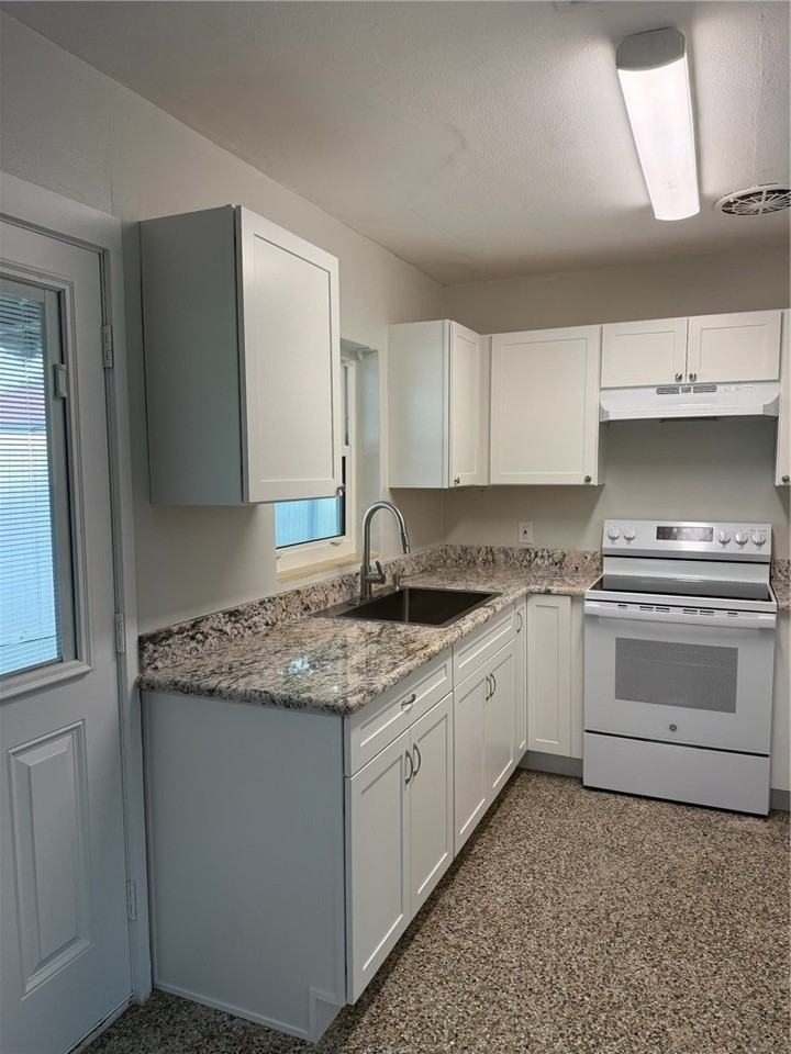 2065 19th Ave - Photo 5 of 13