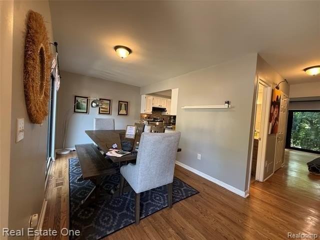1403 Oakbrook E #93 - Photo 4 of 20