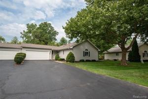 featured image of 11660 Hawthorne Glen Dr