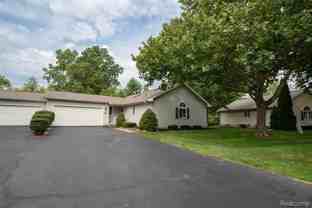11660 Hawthorne Glen Dr - Photo 1 of 1