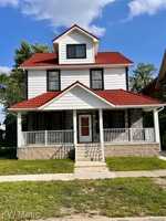 featured image of 939 Webb St